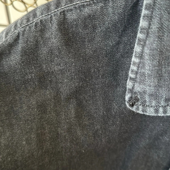 Vintage Van Heusen 417 dark Denim Button Up Shirt Men's 18 34/35 Made in USA - Picture 8 of 8